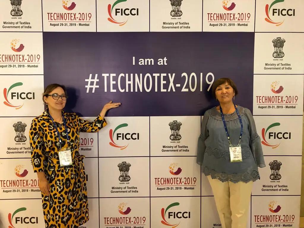 Кыргызстан принимает участие в текстильной выставке в Индии