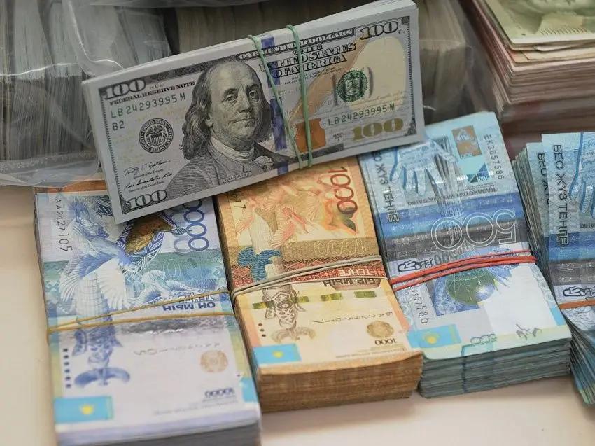 Переводы в тенге в Кыргызстан сократились на 99.8%