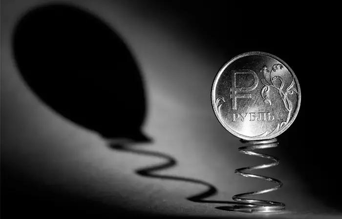 Рубль растет второй день подряд. Курсы валюты на 13 сентября