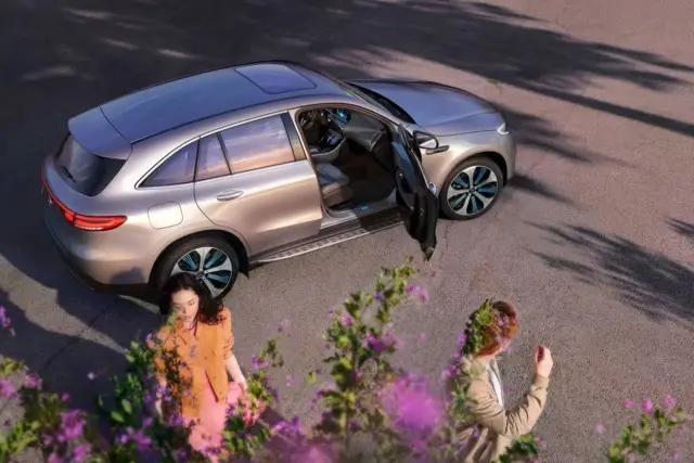 Mercedes-Benz представил свой первый электрокроссовер