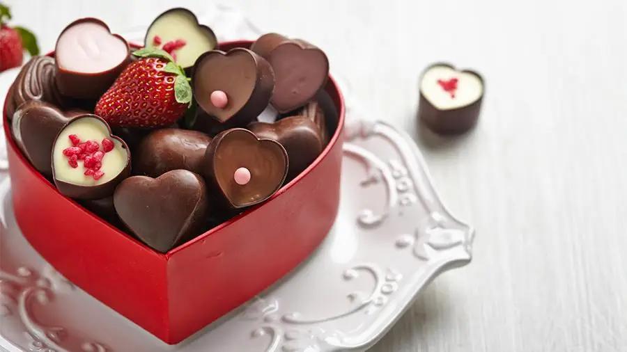 Названы самые популярные подарки на 8 Марта