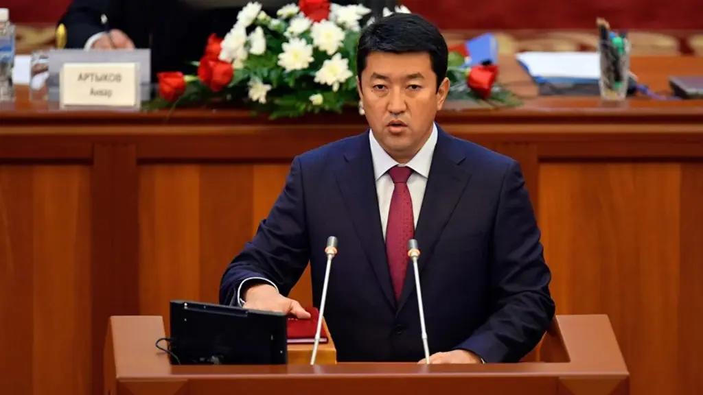 Депутат призвал правительство сохранить расходы на стимгранты