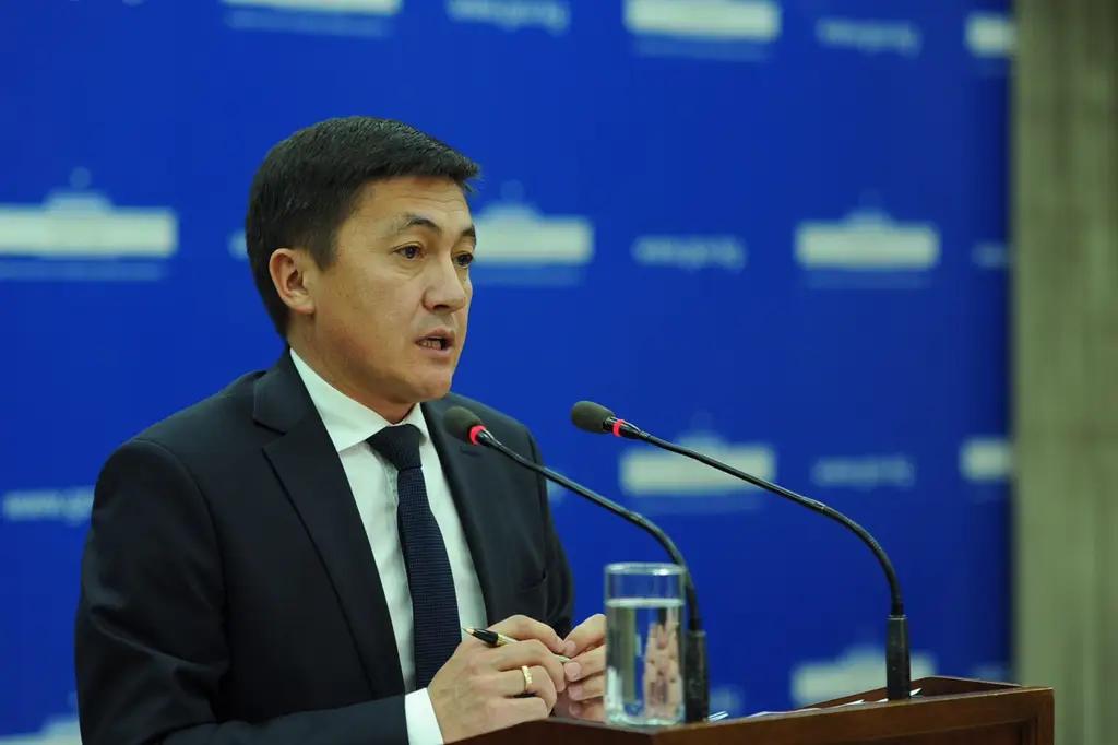 Соцфонд ежемесячно тратит на выплату пенсий около 4 млрд сомов