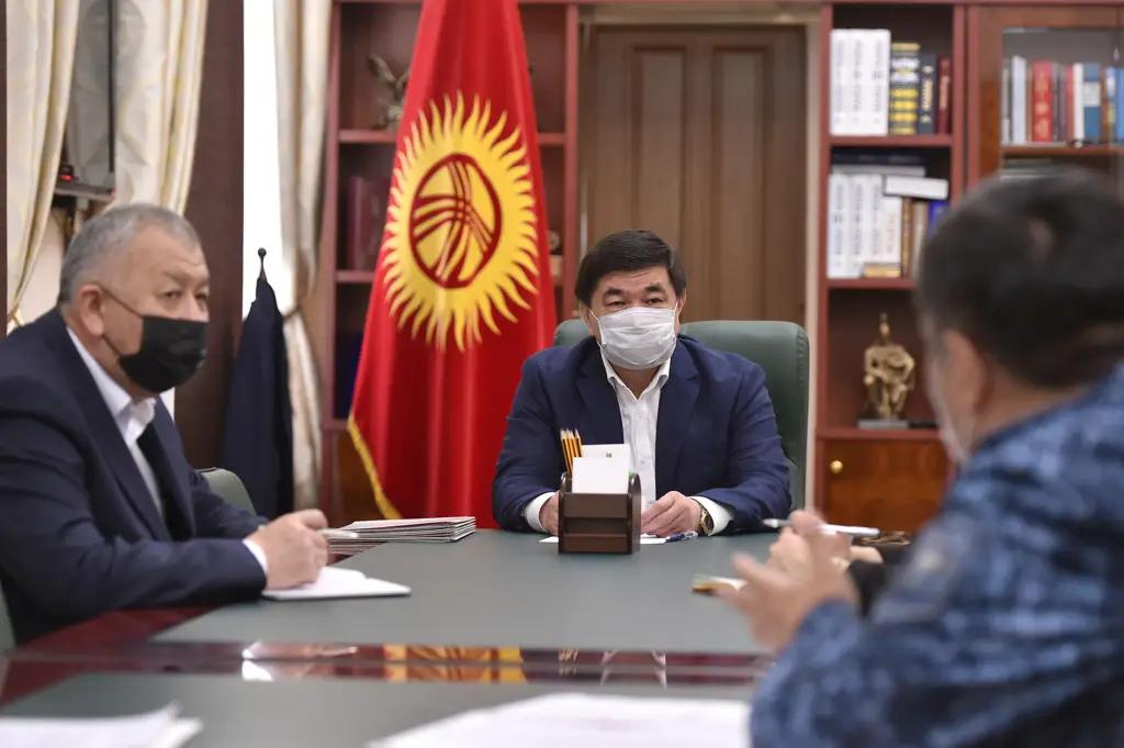 Абылгазиев: Нельзя завышать цены или просто так закрывать свои торговые точки