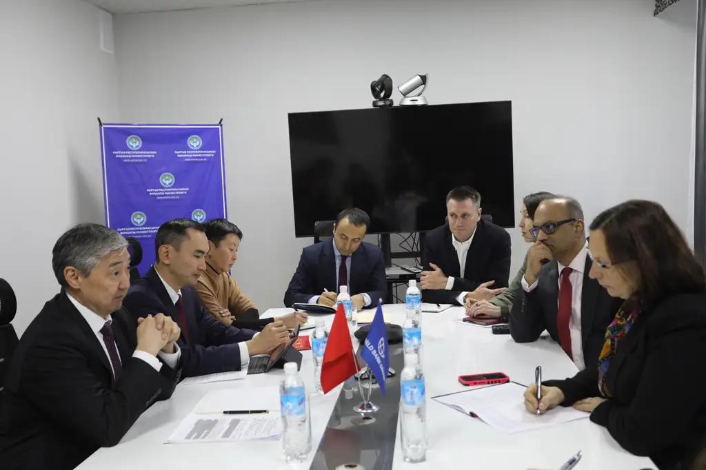 Минфин и Всемирный банк обсудили финансирование проектов по ирригации