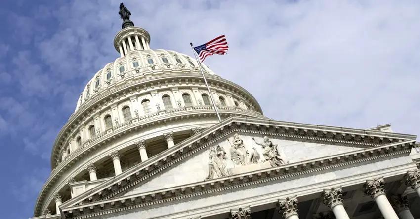 В США прогнозируют рост дефицита бюджета на $152 млрд