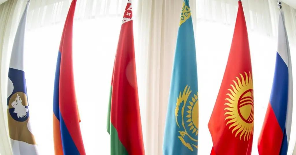 В 2016 году совокупный ВВП всех входящих в ЕАЭС стран сократился на 0.3%