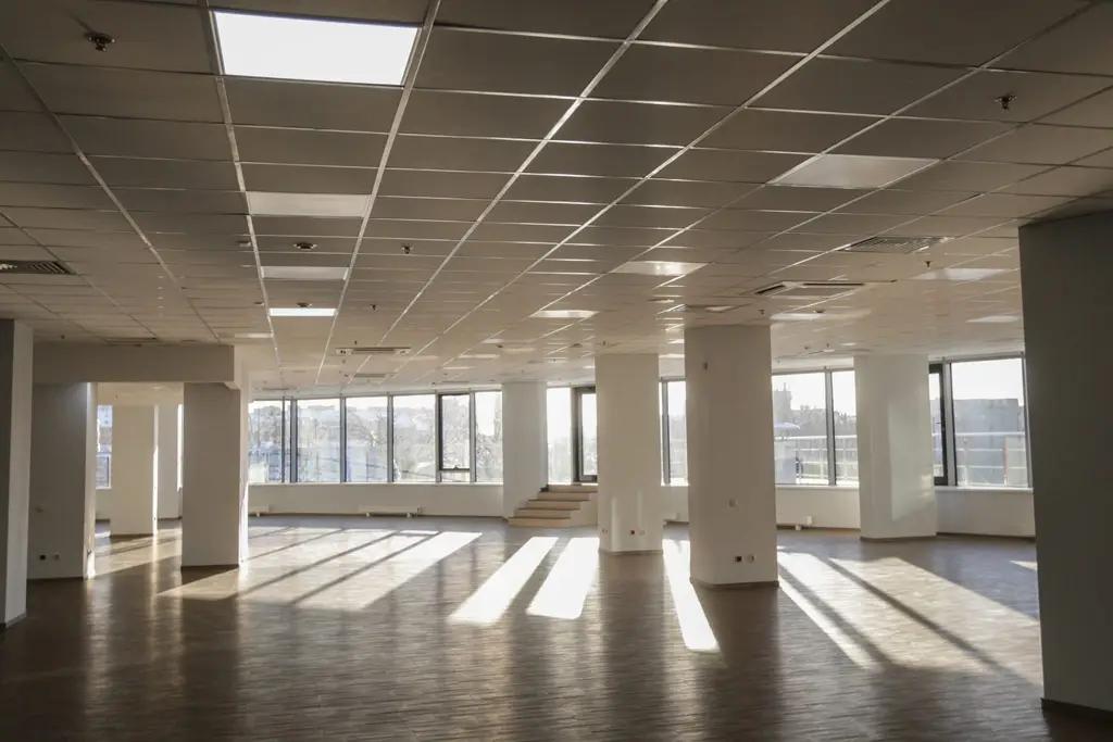 Соцфонд объявляет торги на предоставление в аренду помещения по проспекту Айтматова