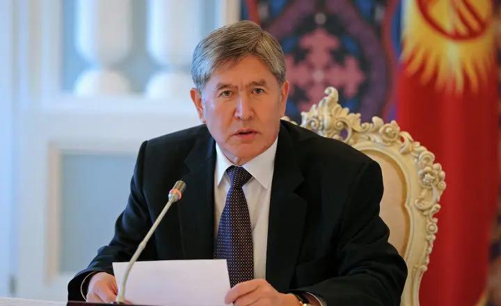 Алмазбек Атамбаев утвердил республиканский бюджет на 2016 год