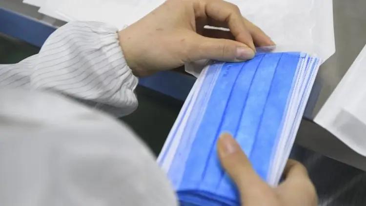 В Алматы увеличат производство медицинских масок