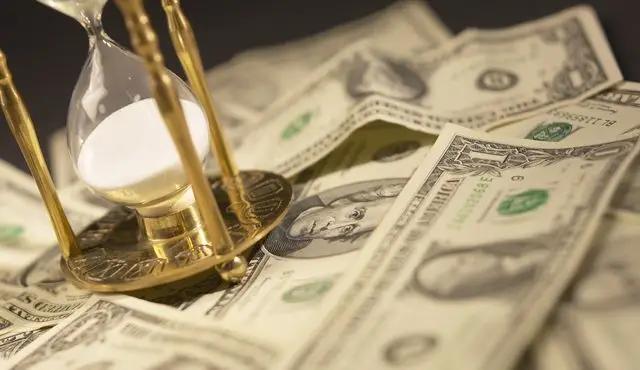 51% россиян берут новый кредит для погашения старого