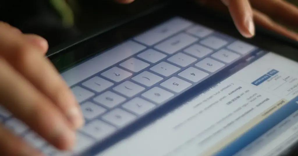 Соцсеть «ВКонтакте» введет собственную систему денежных переводов