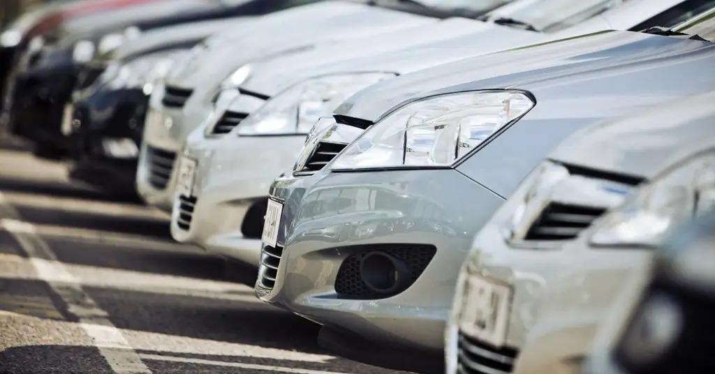 Российский авторынок сократился за полгода почти на 15%