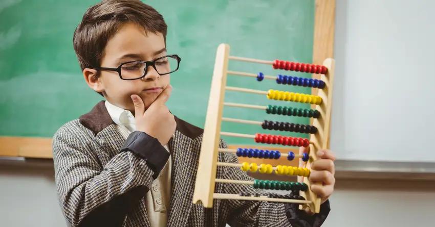 Расходы на образование в январе-июле сократились почти на 400 млн сомов