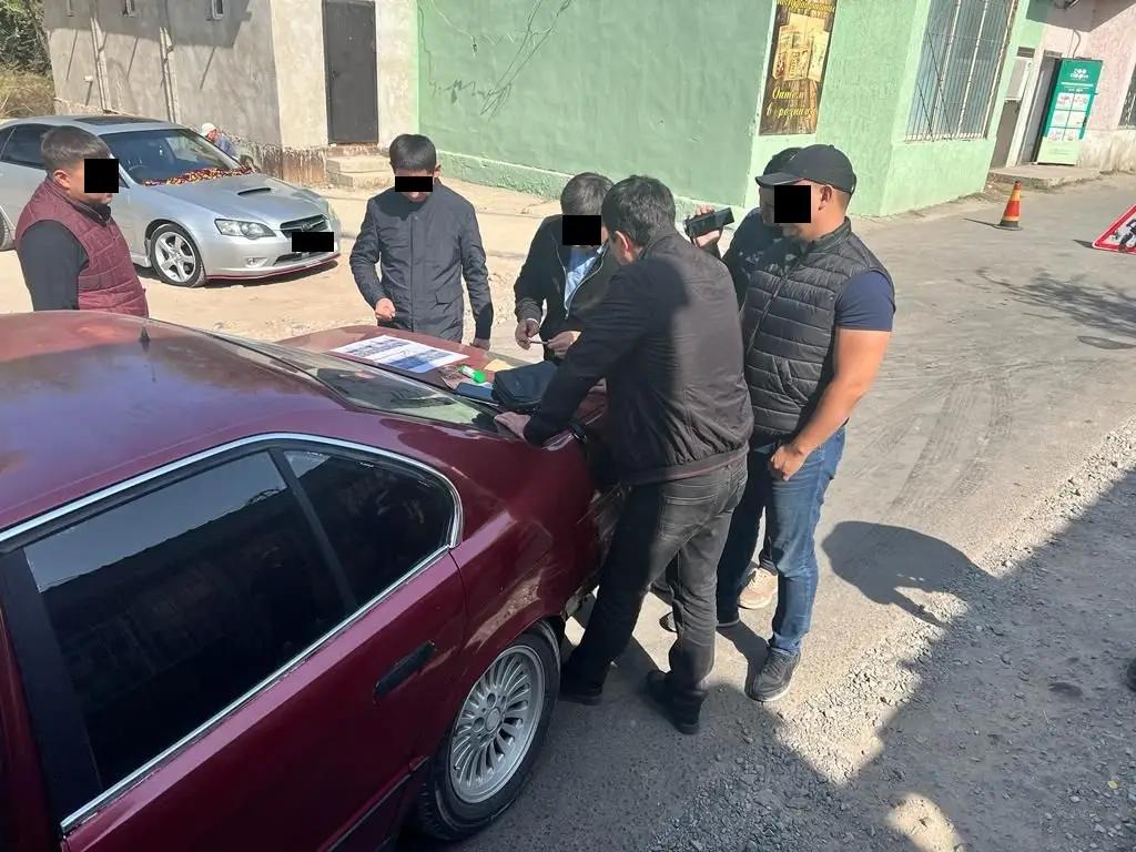 В Бишкеке капитан милиции подозревается в вымогательстве взятки