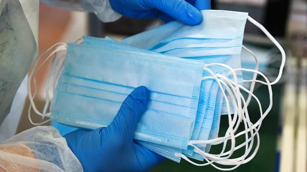 Выявлены факты спекуляции на стоимости медицинских масок