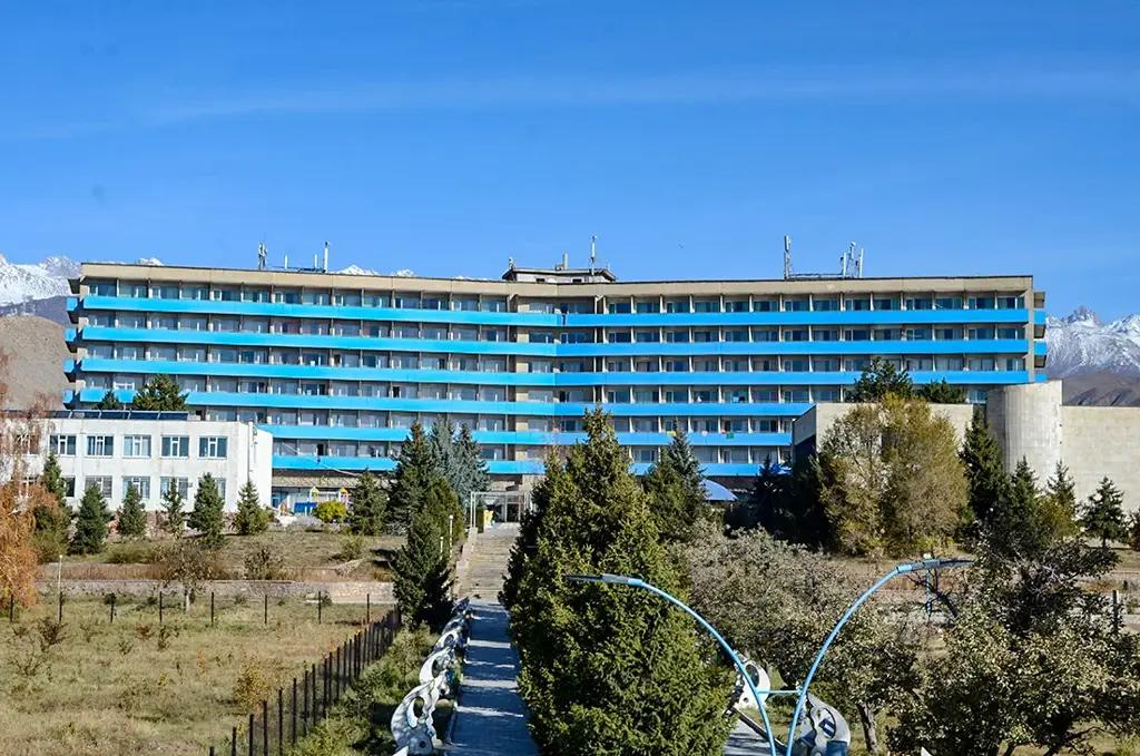 Соцфонд передаст 581 млн сомов на ремонт санаториев и пансионатов