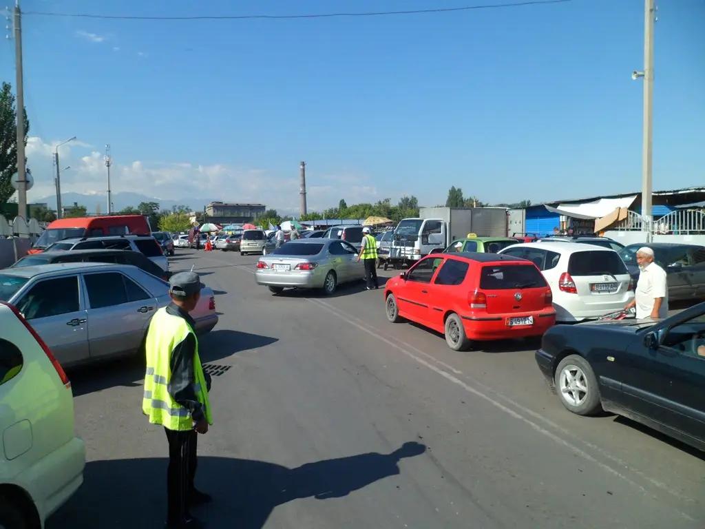 В Бишкеке появились муниципальные парковки