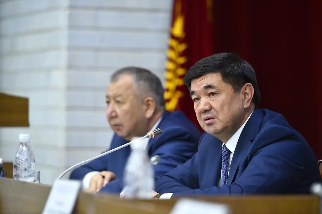 Абылгазиев: Гранты и кредиты направим на проекты развития