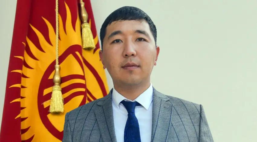 Назначен замдиректора департамента жилищного строительства