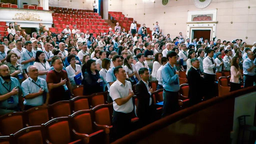 На первом съезде нотариусов создан орган, регулирующий их работу