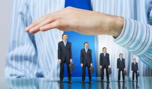 В КР предлагают за счет средств Нацбанка и РКФР создать стабилизационный фонд