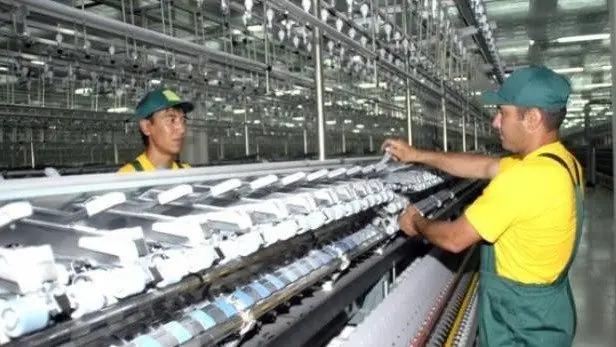 В Кыргызстане объем промпроизводства снизился на 17.9%