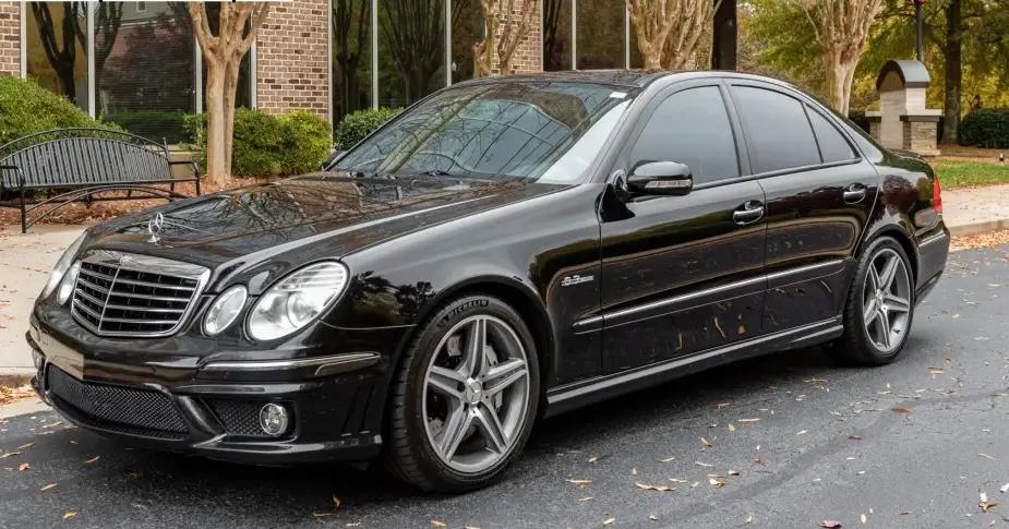 В КР пытались ввести автомобиль по поддельными документами