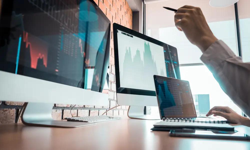 Бизнесу КР рассказали о преимуществах привлечения денег на фондовом рынке