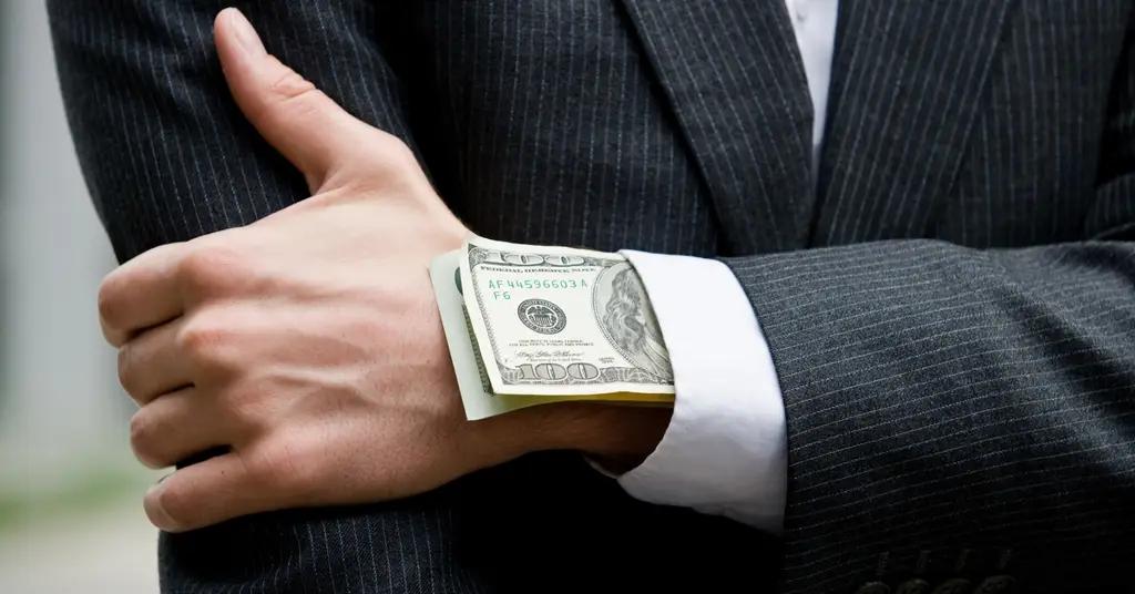 В Казахстане задержано руководство Байтерек DEVELOPMENT за получение взятки в 28 млн тенге