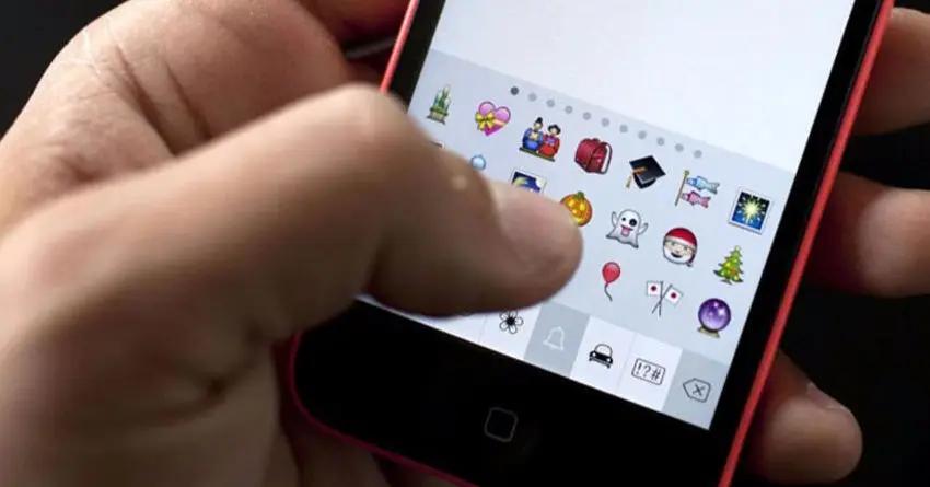 Арендаторов жилья в Израиле оштрафовали за эмодзи