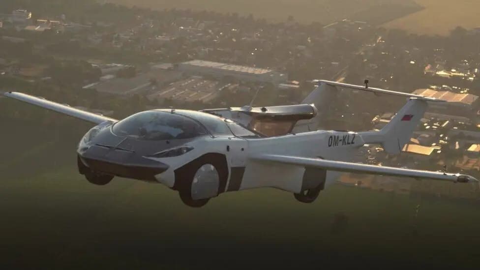 AirCar совершил межгородской перелет в Словакии