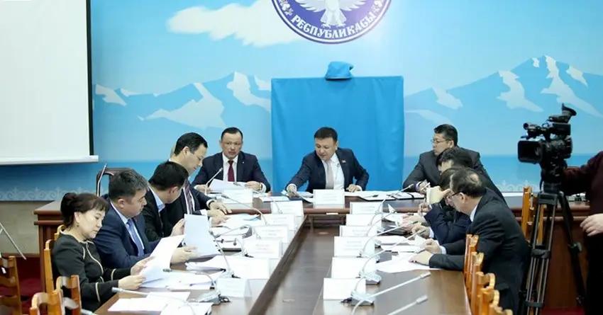 Ответственность за недобор налогов в КР предложено возложить на членов правительства