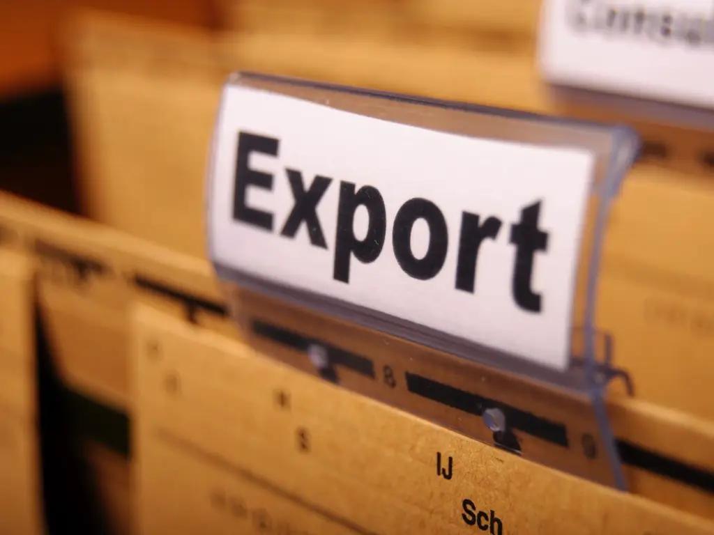 Из четырех областей КР сократился экспорт товаров