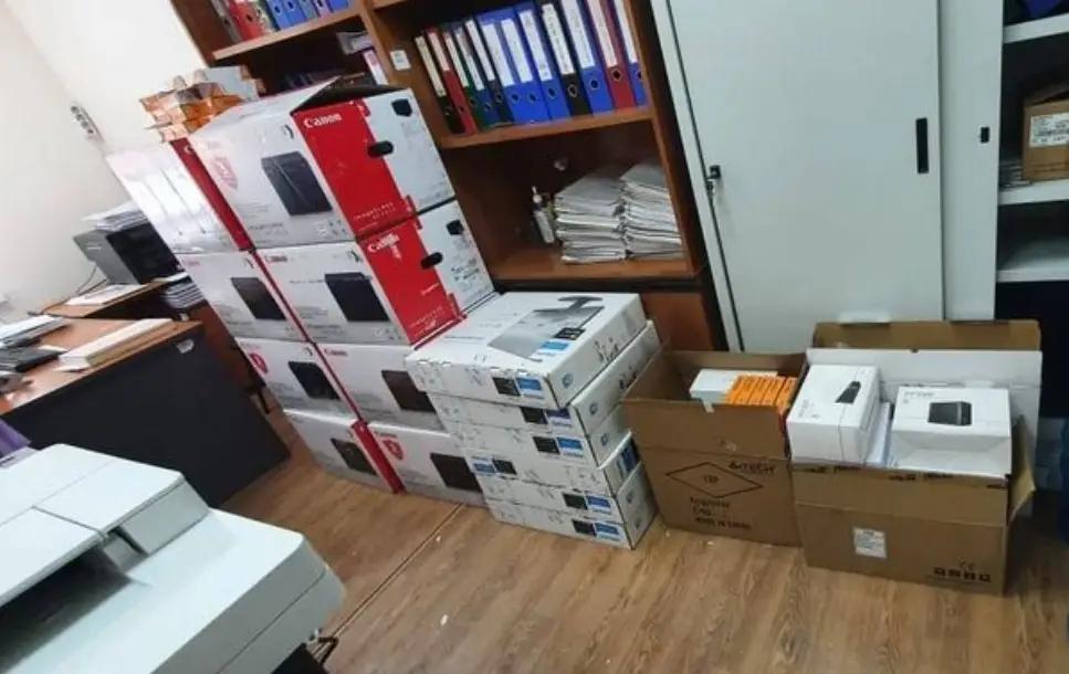 УВКБ ООН передало КР компьютерное оборудование на 1.6 млн сомов