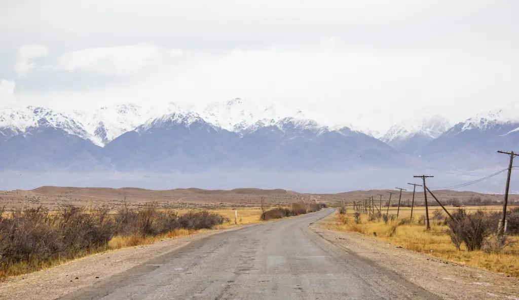 В счет дивидендов «Кыргызалтына» построят дорогу Балыкчы — Барскоон