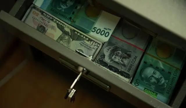 Бюджет Кыргызстана недополучил в I квартале почти миллиард сомов по налогам