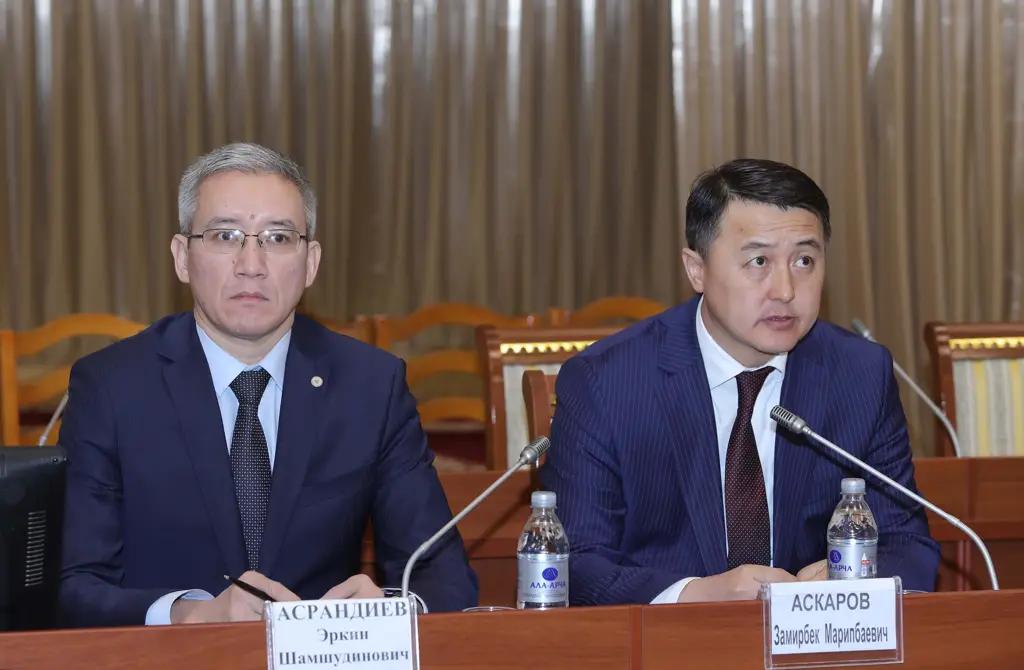 ЖК одобрил кандидатуры на пост вице-премьера и главы МЧС