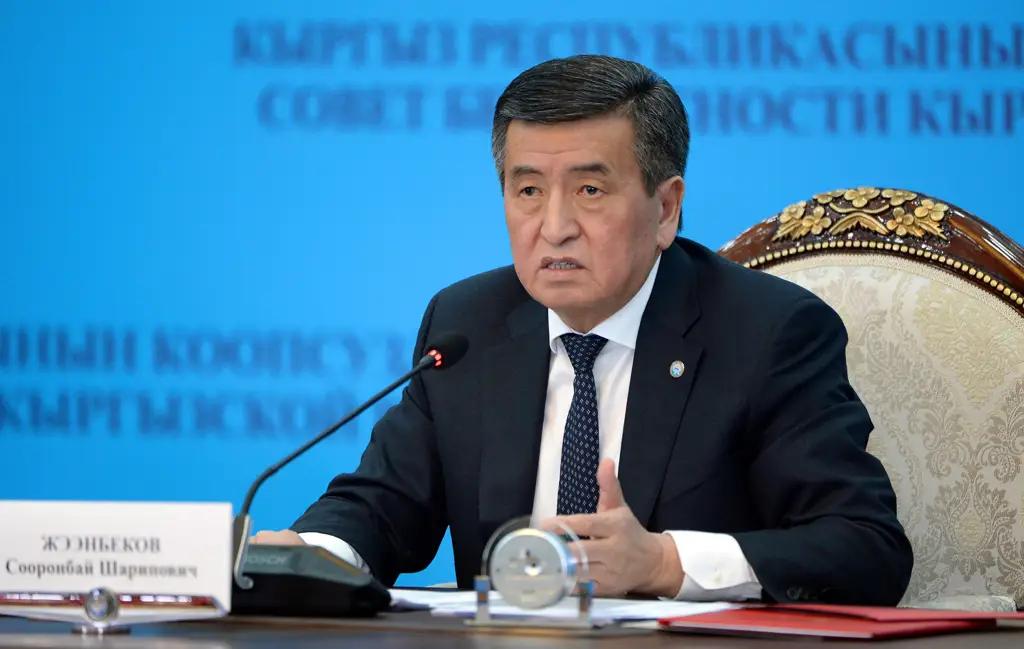 Президент КР: Нам нужно работать над развитием электронной торговли