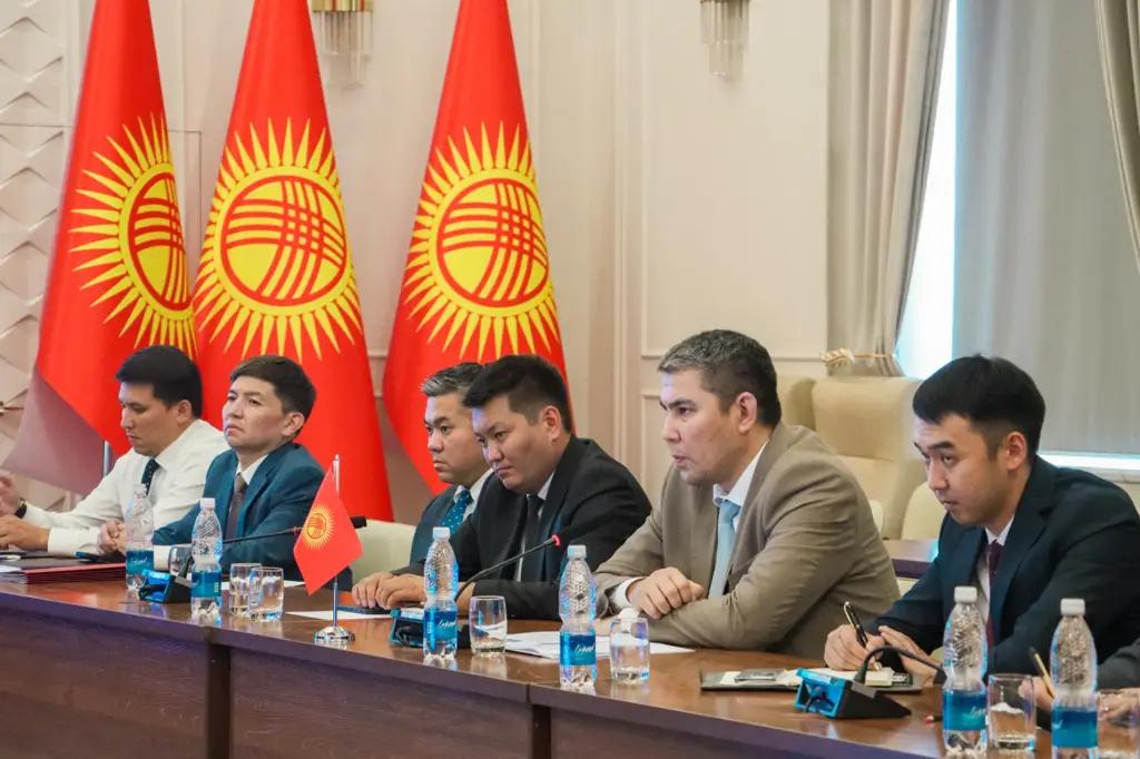 Минэконом провел встречу с мэром Анкары Мансуром Явашем