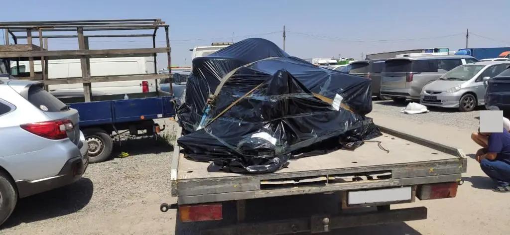 Из Литвы пытались незаконно перевезти автозапчасти