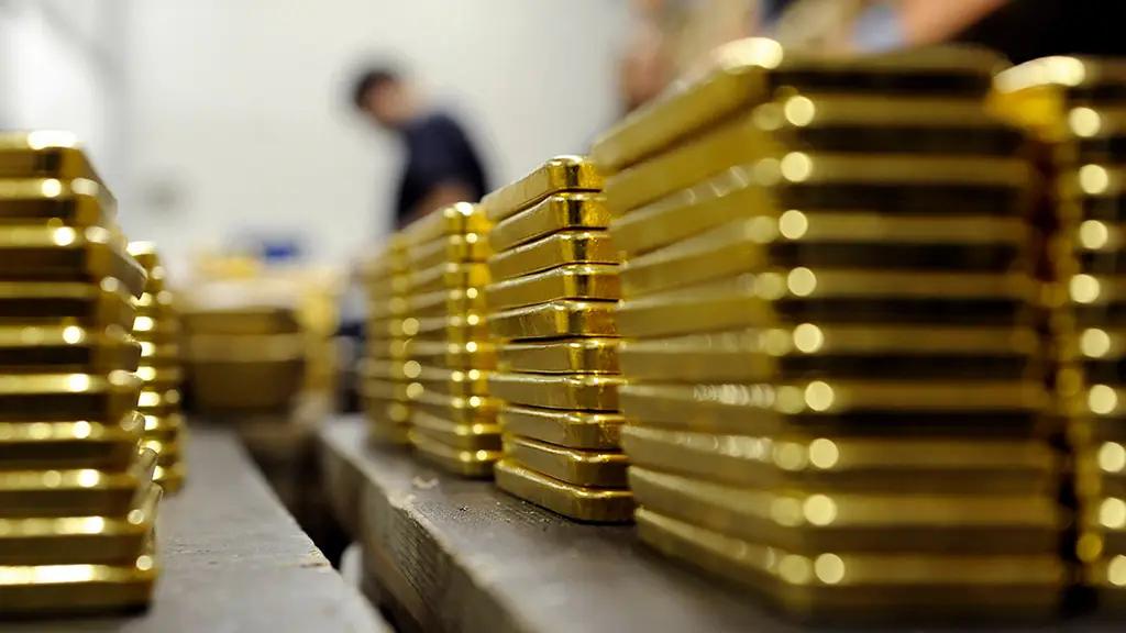 Унция золотого слитка НБ КР подорожала еще на $6.26