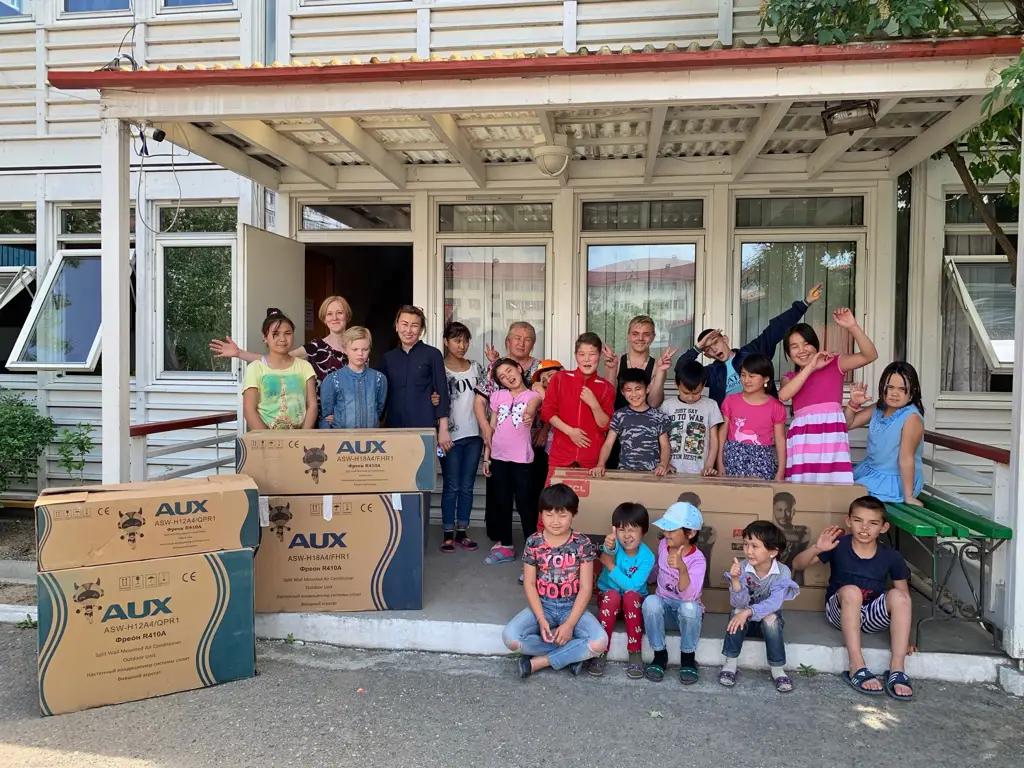 «Банк Компаньон» поздравил юных кыргызстанцев с Днем защиты детей