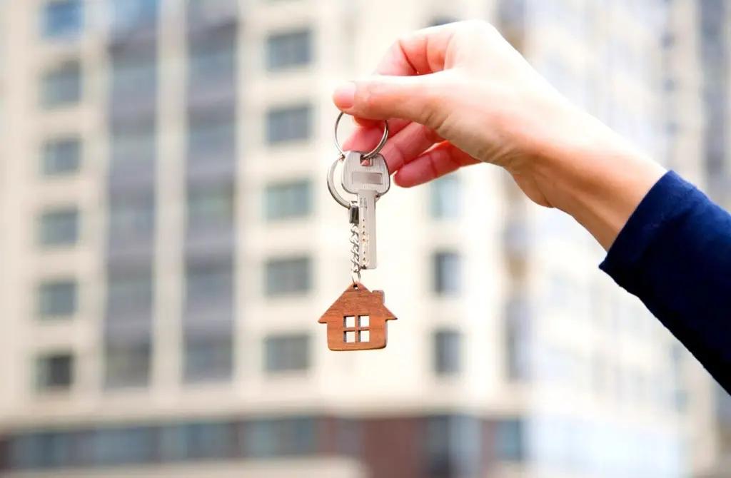 Обманутым дольщикам одного дома в Бишкеке помогут получить жилье через ГИК