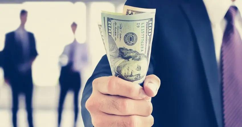 Общий акционерный капитал банков КР вырос на 1.8 млрд сомов