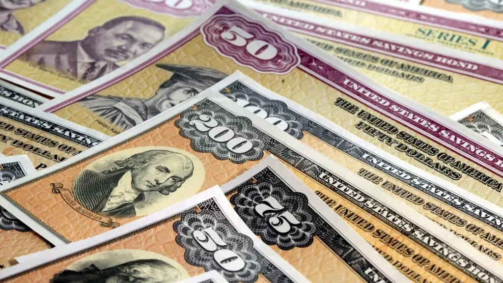 В ноябре объем гособлигаций в обращении вырос на 2.7 млрд сомов