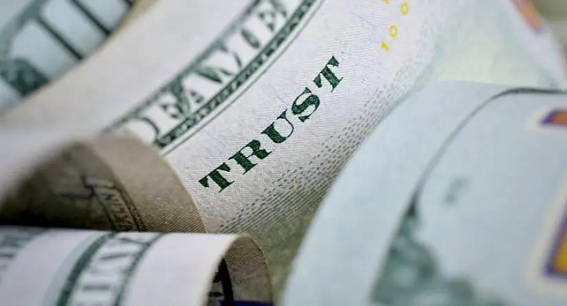 За неделю комбанки купили на валютных торгах $112.7 млн