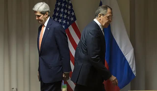 Госсекретарь США Д.Керри обозначил условия снятий санкций с России