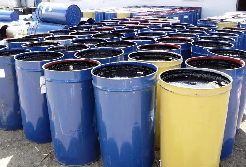 Минтранс закупит 70 тысяч тонн битума у российского завода