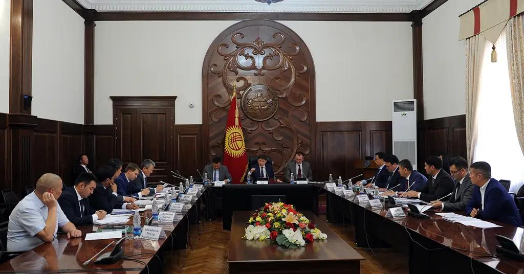 Правительство КР подвело итоги исполнения бюджета с начала года